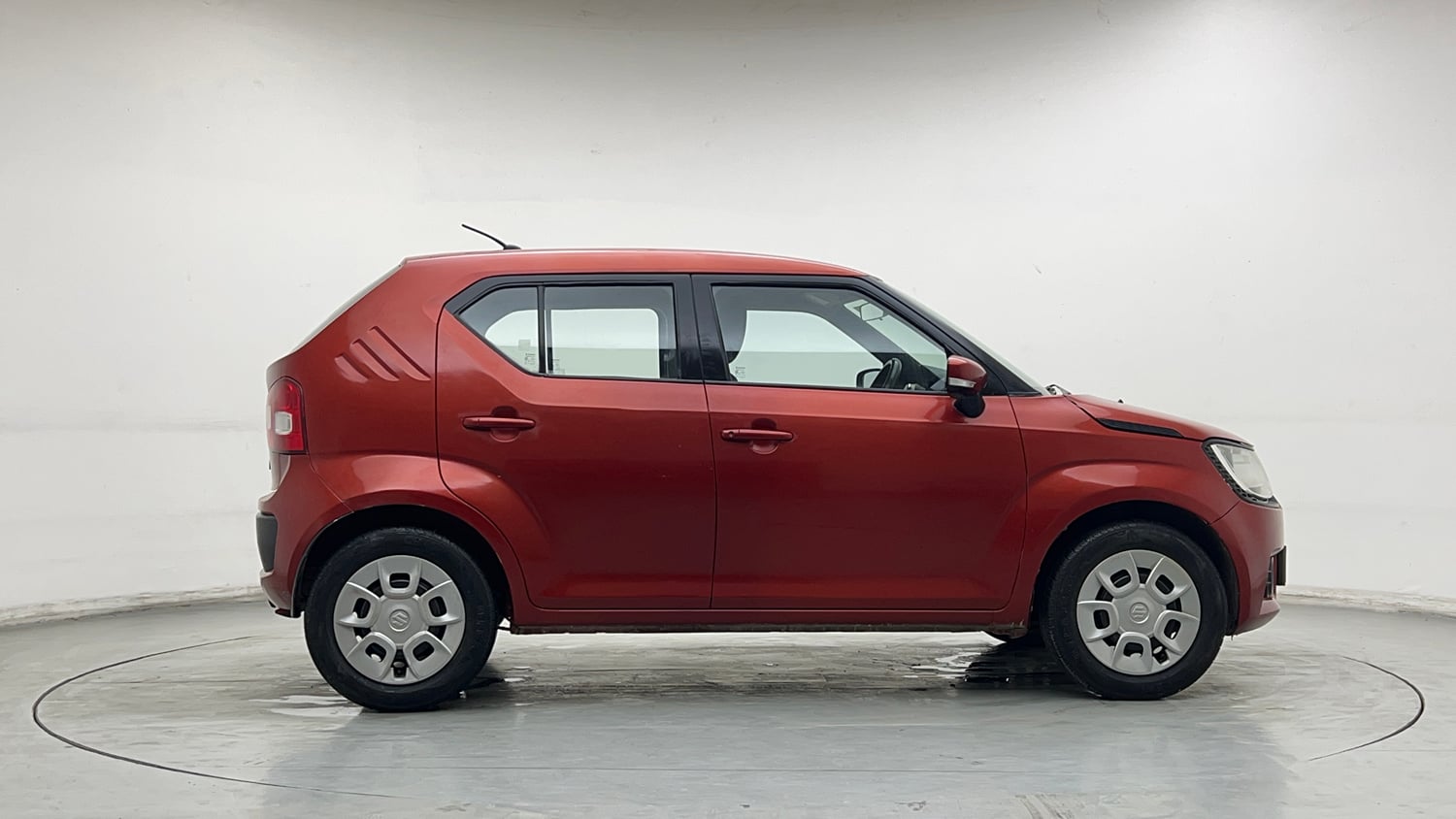 Used 2018 Maruti Suzuki Ignis Delta 1.2 AMT Petrol Automatic exterior RIGHT SIDE VIEW