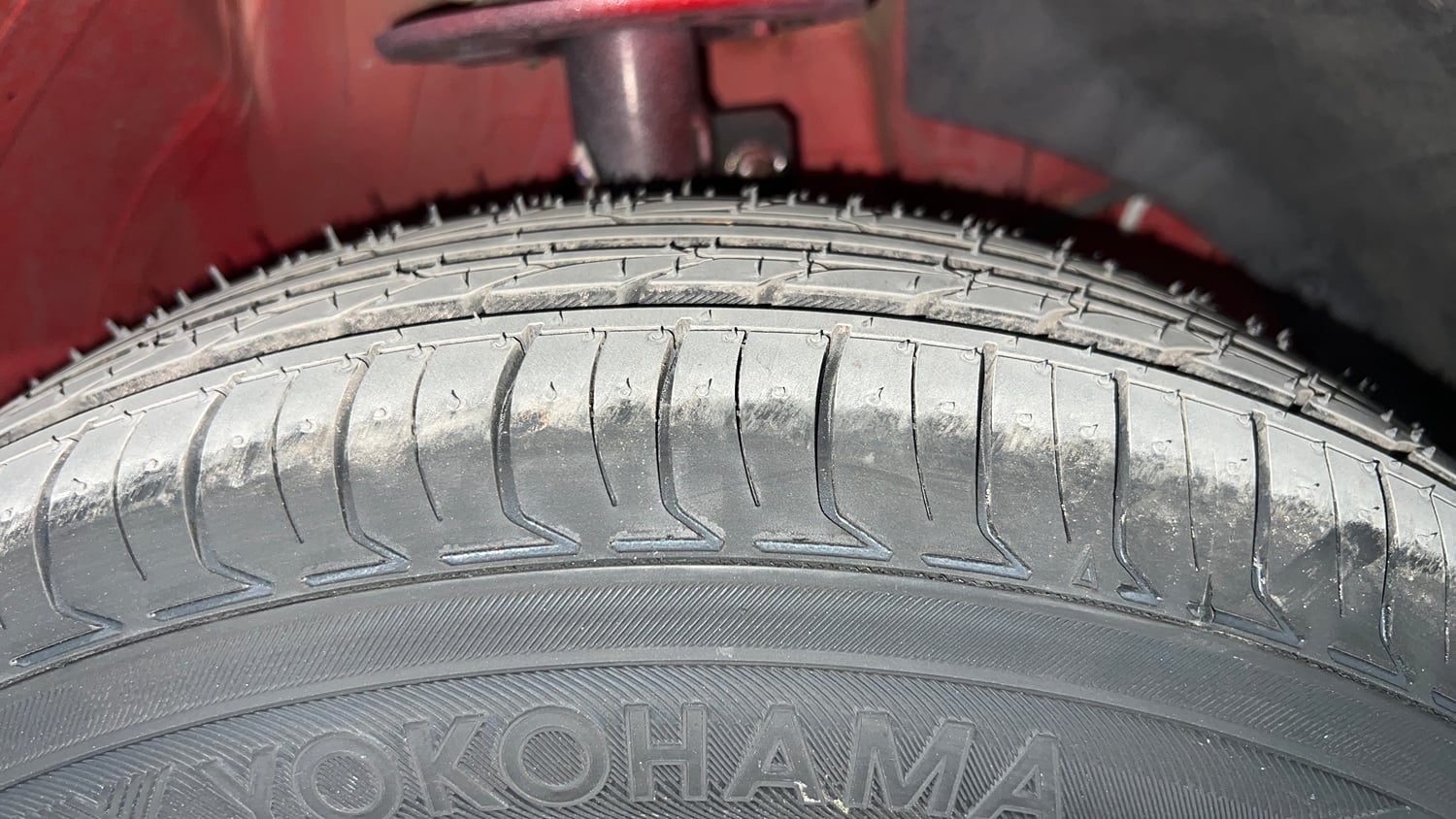 Used 2020 Maruti Suzuki Swift LXi Petrol Manual tyres RIGHT FRONT TYRE TREAD VIEW