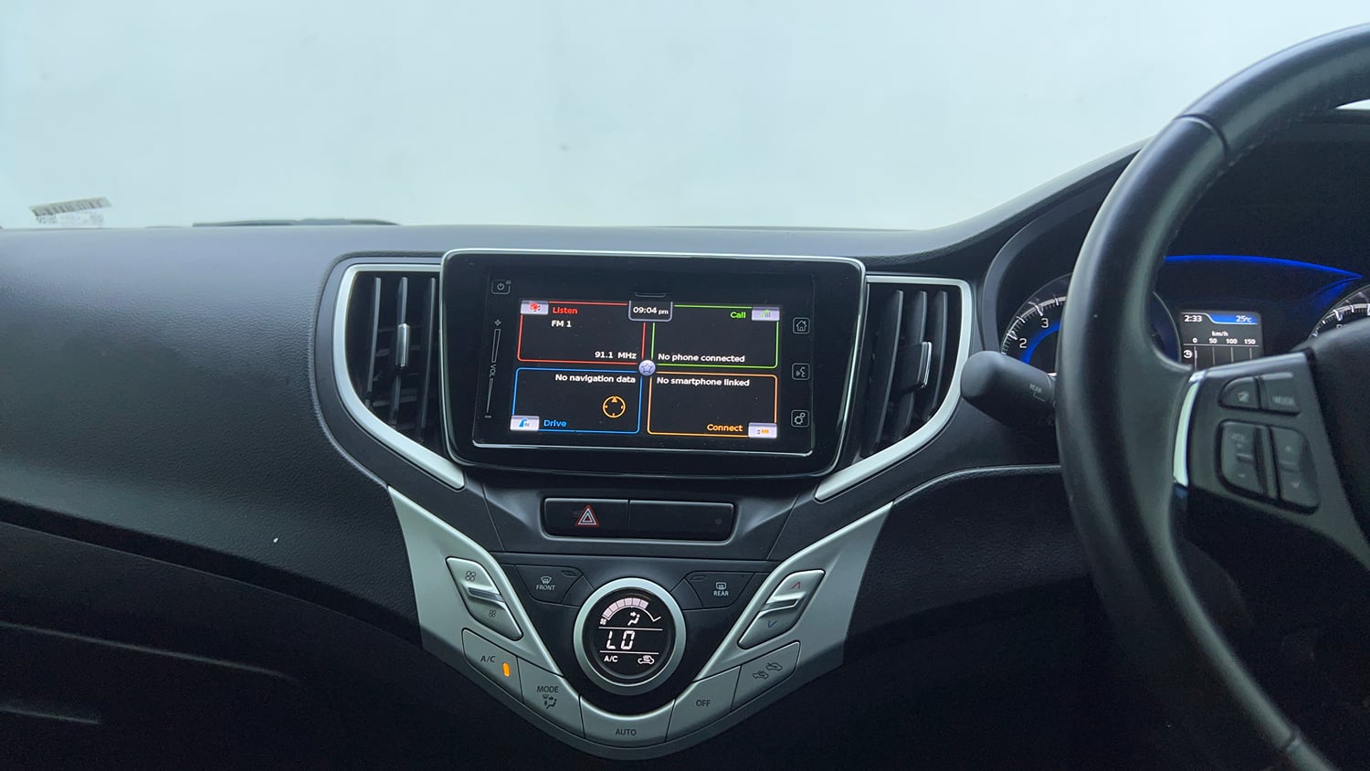 Used 2018 Maruti Suzuki Baleno Alpha 1.2 Petrol Manual top_features Integrated (in-dash) music system