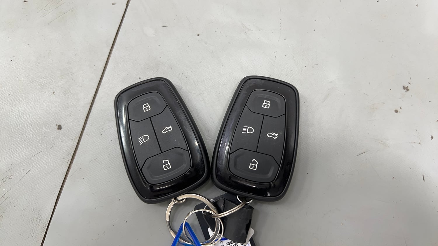 Used 2024 Tata Tigor XZA Plus iCNG Cng Automatic extra CAR KEY VIEW