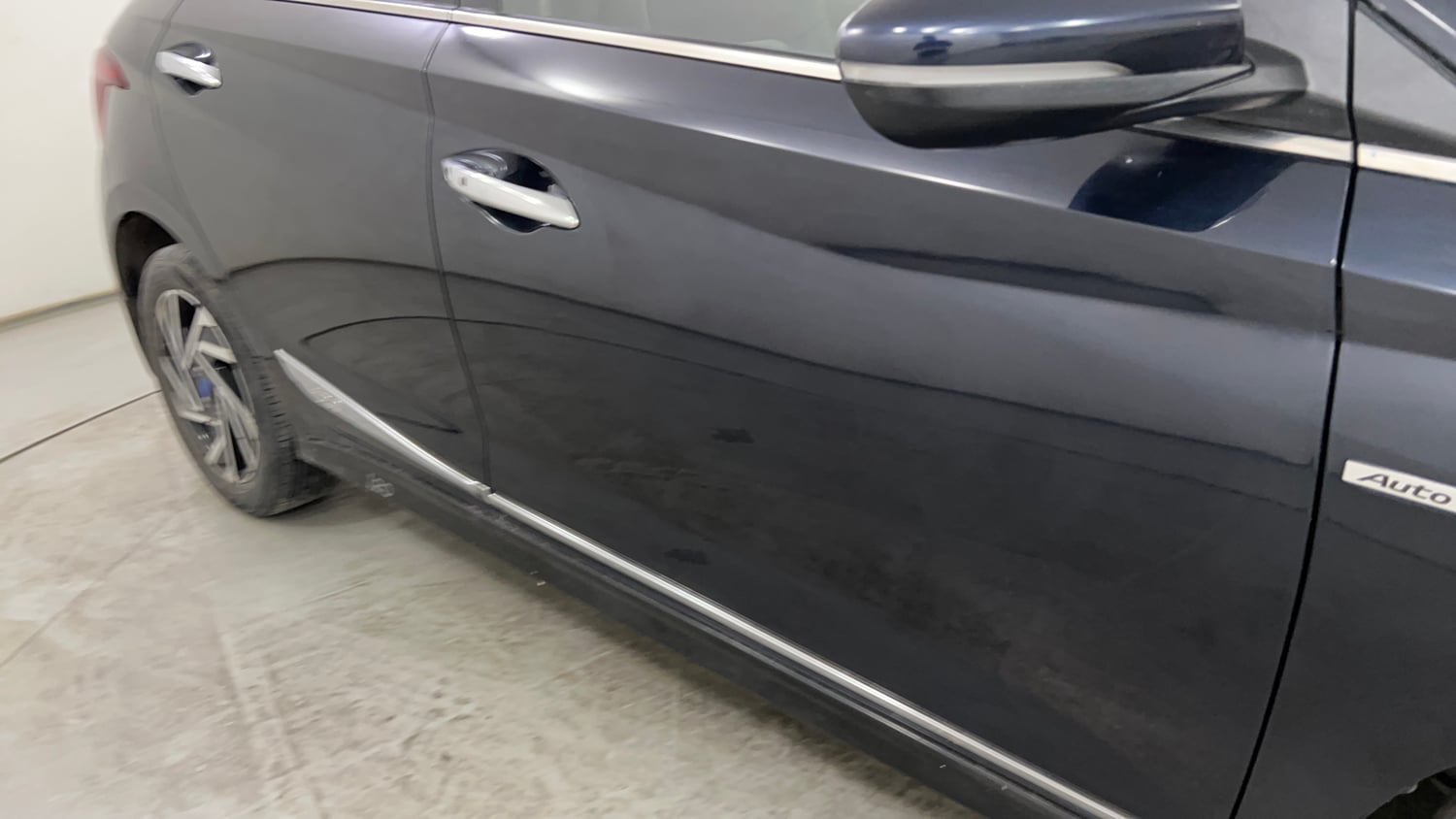Used 2023 Hyundai New i20 Asta (O) 1.2 IVT Petrol Automatic dents MINOR SCRATCH