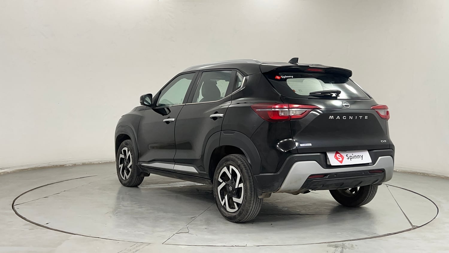 Used 2024 Nissan Magnite XV Premium Turbo CVT Petrol Automatic exterior LEFT REAR CORNER VIEW