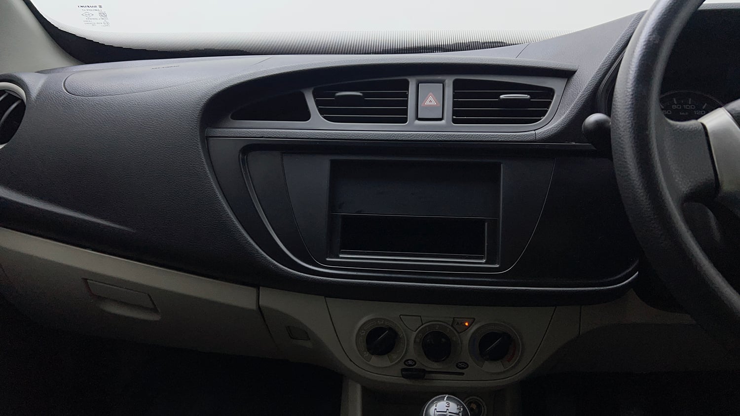 Used 2021 Maruti Suzuki Alto 800 LXi (O) Petrol Manual interior MUSIC SYSTEM & AC CONTROL VIEW