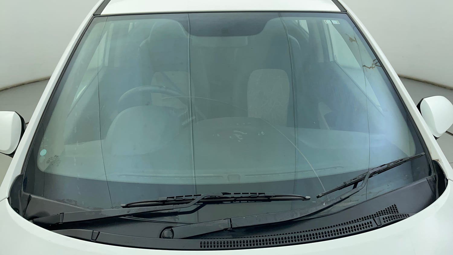 Used 2017 Hyundai Grand i10 Magna 1.2 Kappa VTVT Petrol Manual exterior FRONT WINDSHIELD VIEW