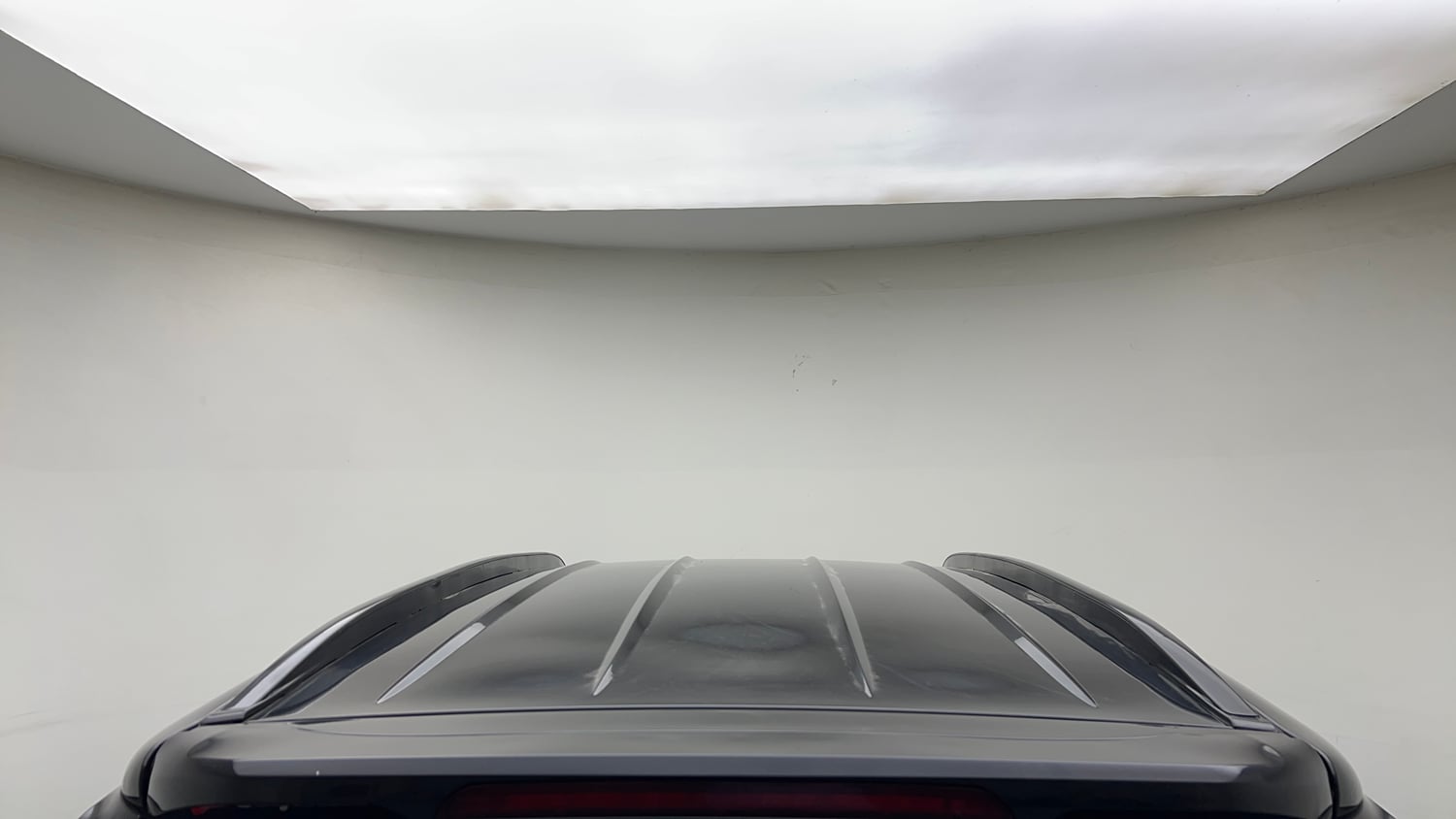 Used 2019 Mahindra XUV500 W5 Diesel Manual exterior EXTERIOR ROOF VIEW