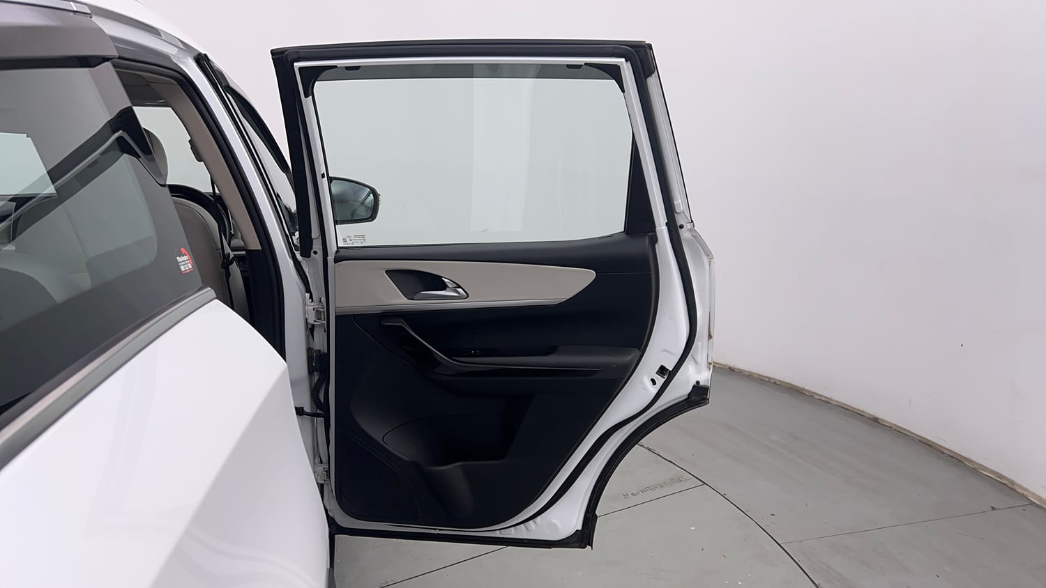 Used 2022 Mahindra XUV700 AX 7 Petrol MT 7 STR Petrol Manual interior RIGHT REAR DOOR OPEN VIEW