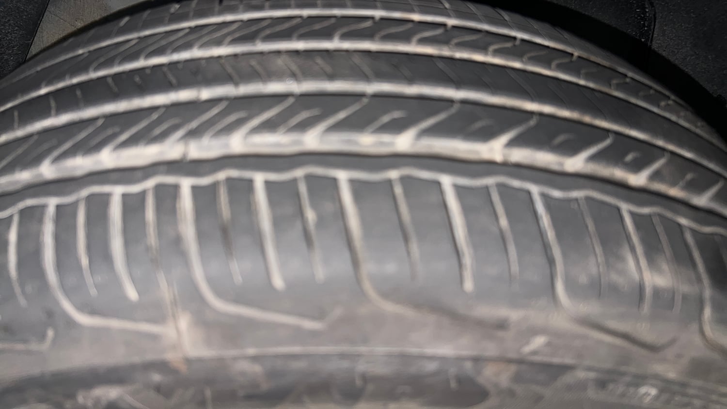 Used 2026 Tata Nexon Pure Plus 1.2 Petrol 6AMT Petrol Automatic tyres RIGHT FRONT TYRE TREAD VIEW