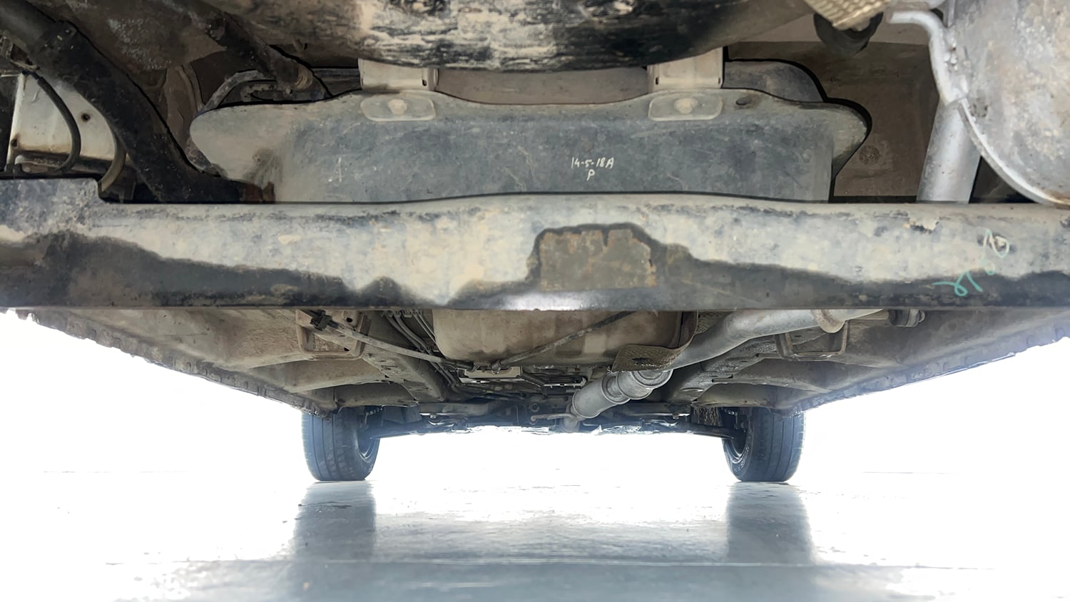 Used 2019 Mahindra KUV100 NXT K4 Plus 6 STR Petrol Manual extra REAR UNDERBODY VIEW (TAKEN FROM REAR)