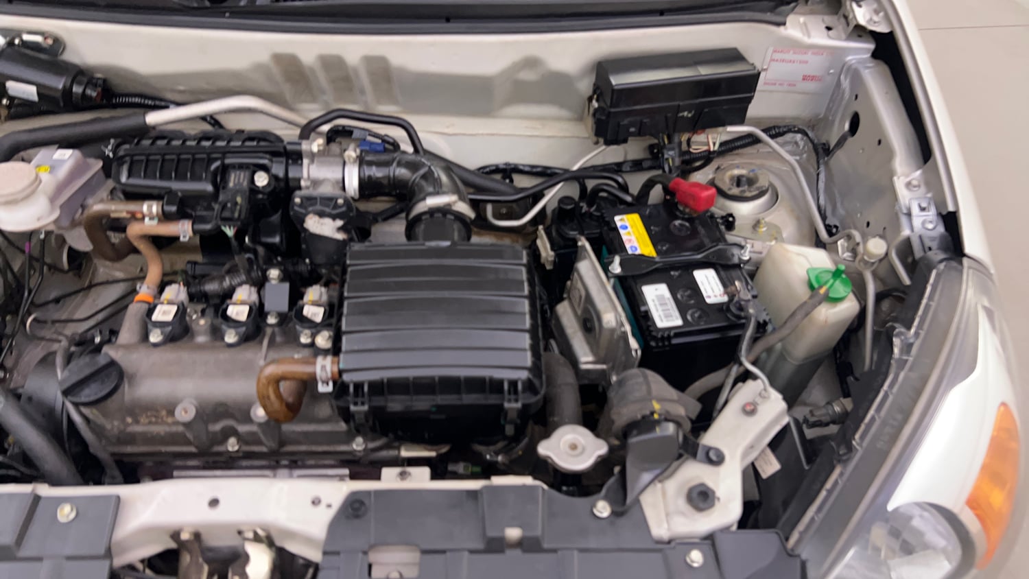 Used 2023 Maruti Suzuki Alto 800 VXi Petrol Manual engine ENGINE LEFT SIDE VIEW