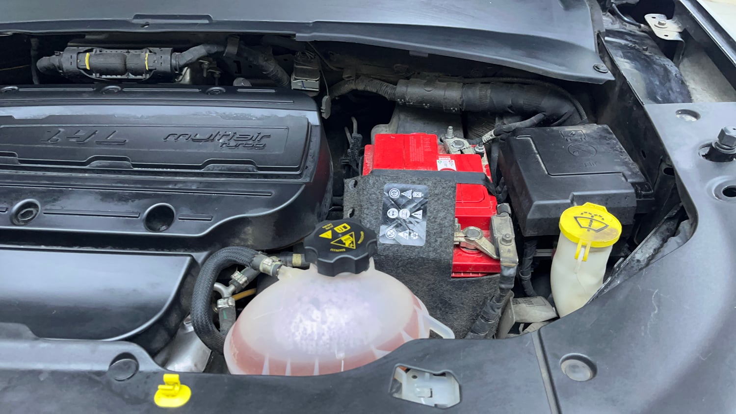 Used 2022 Jeep Compass Model S (O) 1.4 Petrol DCT Petrol Automatic engine ENGINE LEFT SIDE VIEW