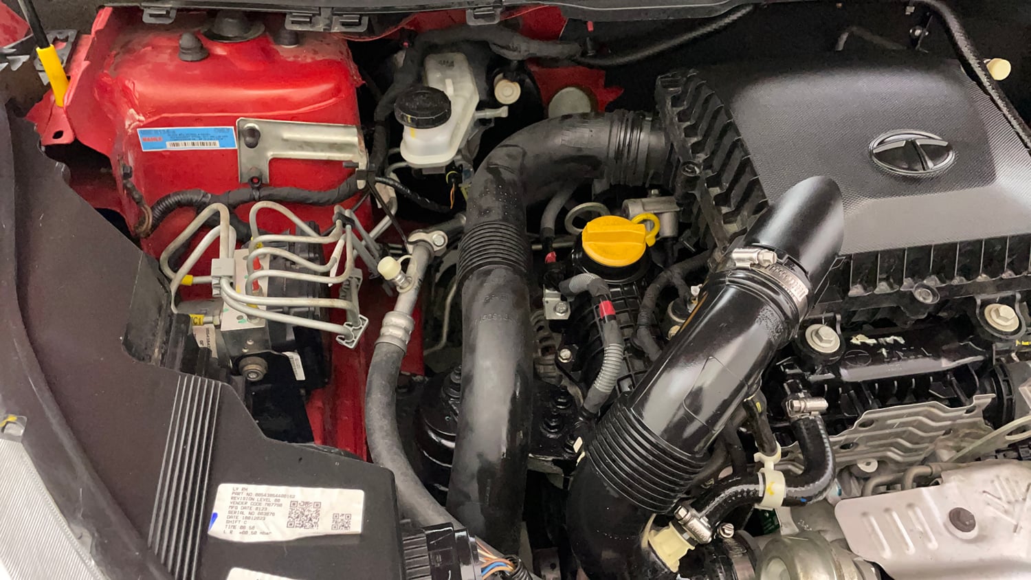 Used 2023 Tata Nexon XMA (S) Petrol Automatic engine ENGINE RIGHT SIDE VIEW