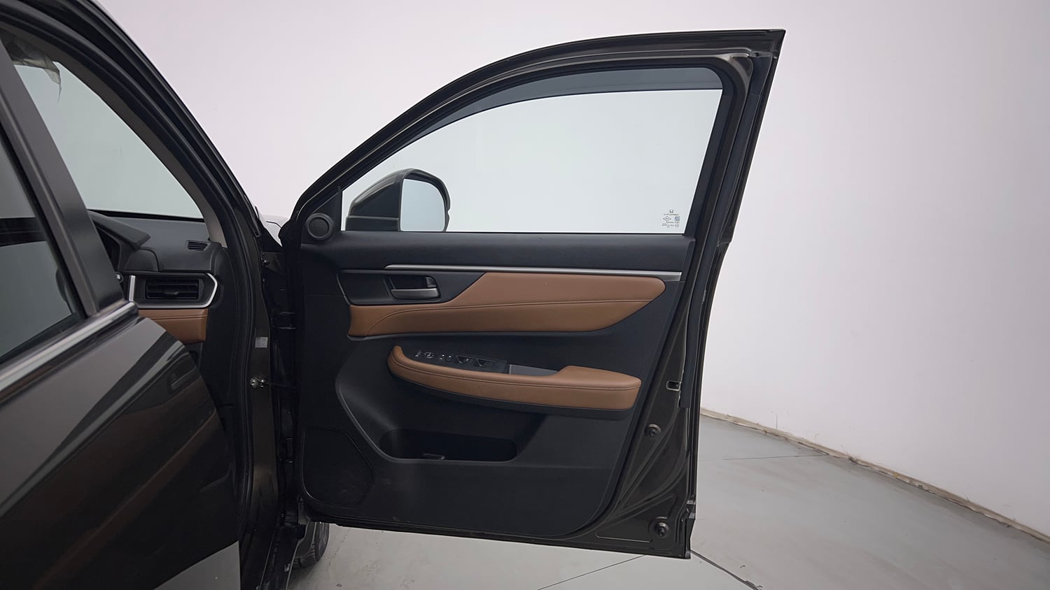Used 2024 Honda Elevate ZX CVT Petrol Automatic interior RIGHT FRONT DOOR OPEN VIEW