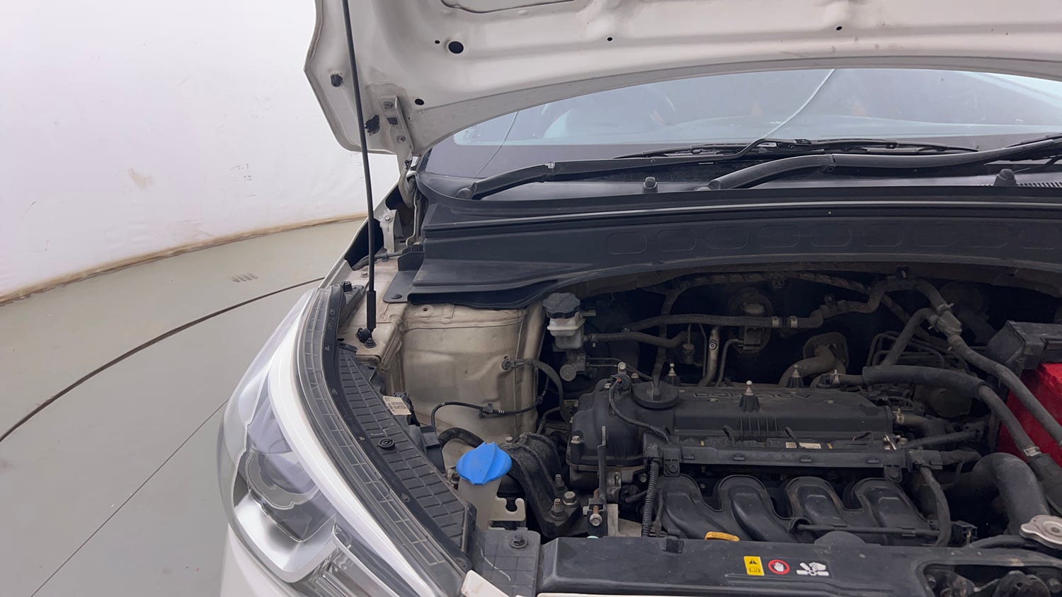 Used 2019 Hyundai Creta SX 1.6 Dual Tone Petrol Petrol Manual engine ENGINE RIGHT SIDE HINGE & APRON VIEW