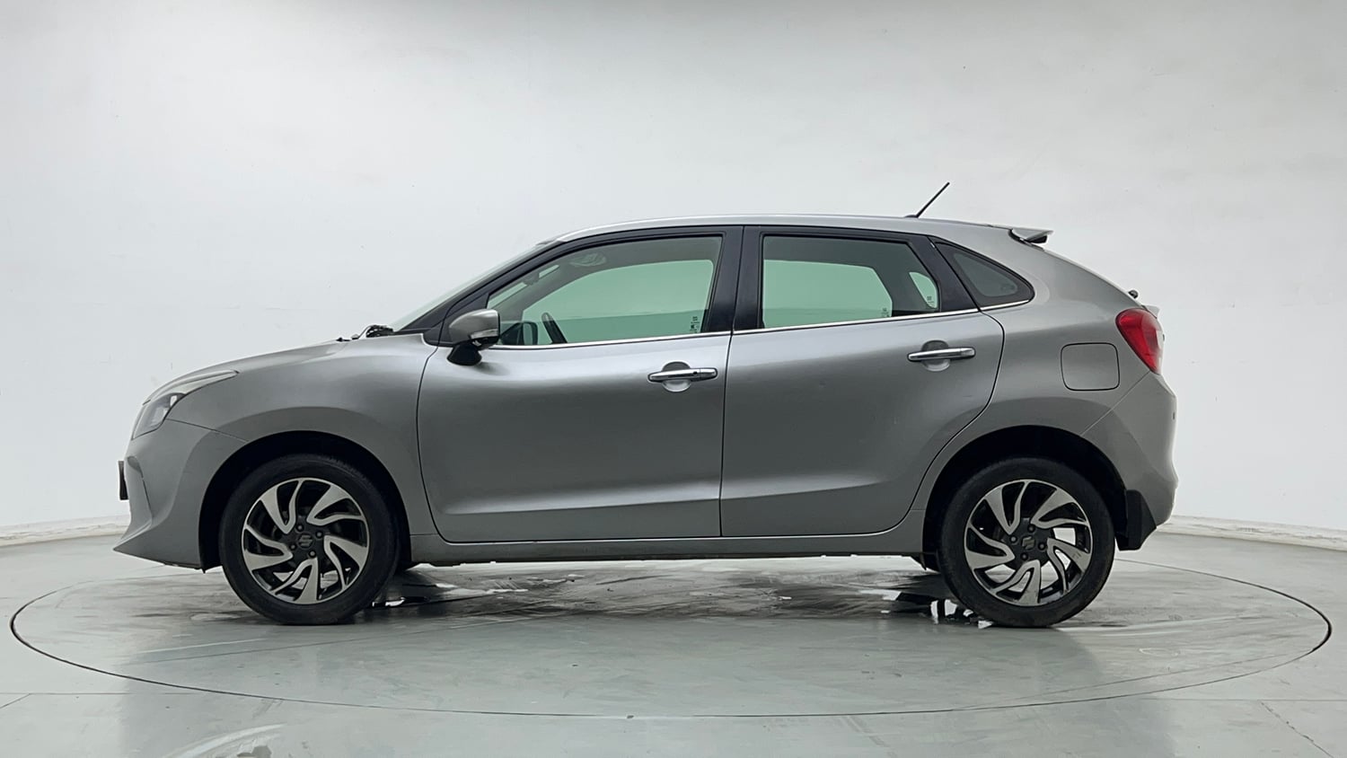 Used 2019 Maruti Suzuki Baleno Alpha Petrol Manual exterior LEFT SIDE VIEW