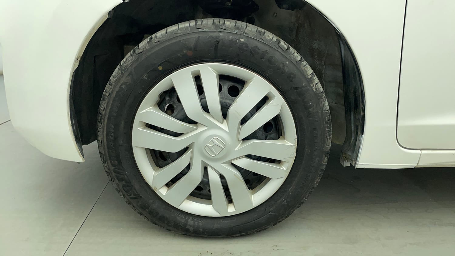 Used 2015 Honda Jazz SV Petrol Petrol Manual tyres LEFT FRONT TYRE RIM VIEW