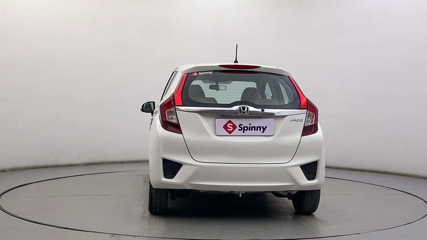 Used 2015 Honda Jazz SV Petrol Petrol Manual exterior BACK VIEW