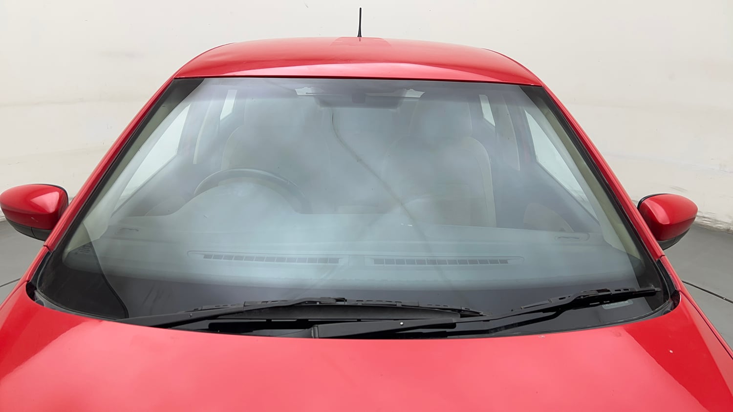 Used 2015 Volkswagen Polo Highline1.2L (P) Petrol Manual exterior FRONT WINDSHIELD VIEW