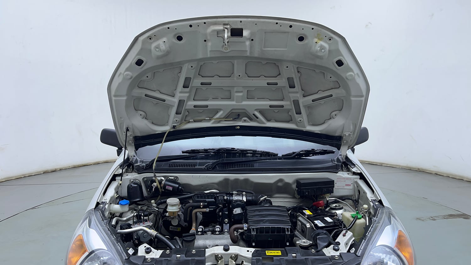 Used 2020 Maruti Suzuki Alto 800 LXi Petrol Manual engine ENGINE & BONNET OPEN FRONT VIEW