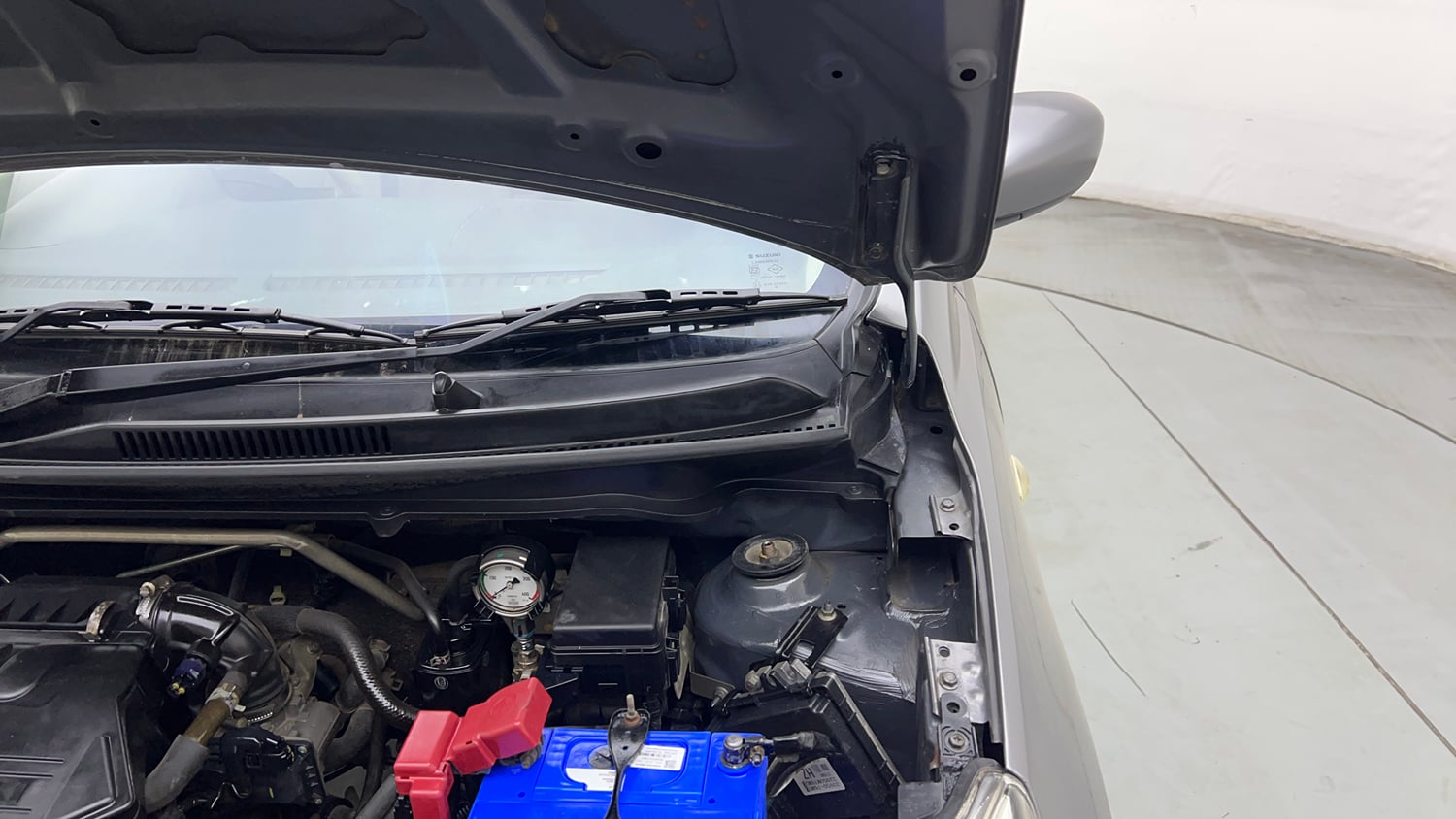 Used 2018 Maruti Suzuki Celerio VXi CNG Cng Manual engine ENGINE LEFT SIDE HINGE & APRON VIEW