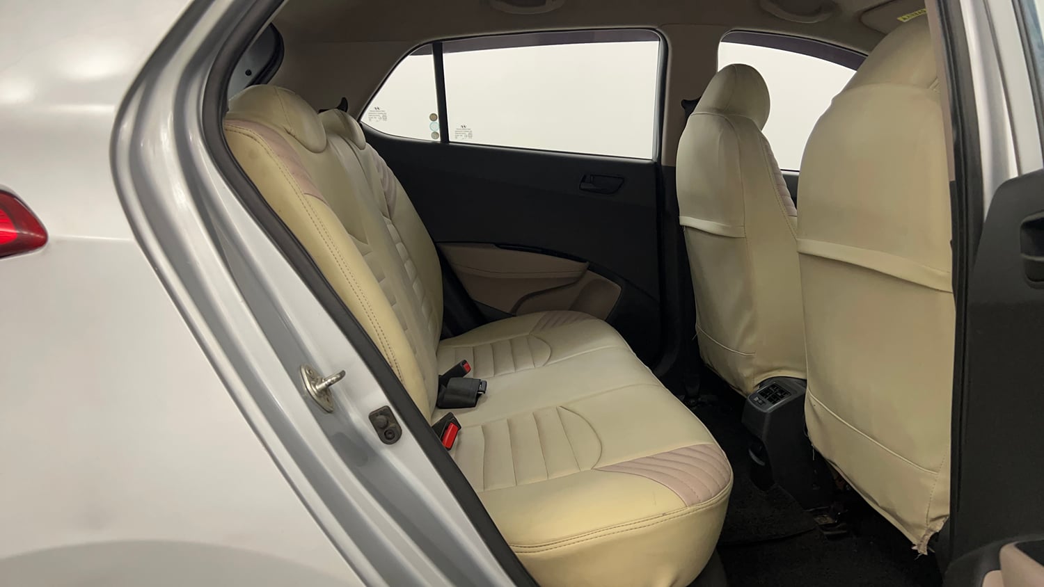 Used 2019 Hyundai Grand i10 Magna 1.2 Kappa VTVT CNG Cng Manual interior RIGHT SIDE REAR DOOR CABIN VIEW