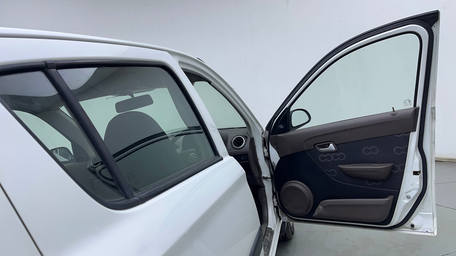 Used 2013 Maruti Suzuki Alto 800 Lxi Petrol Manual interior RIGHT FRONT DOOR OPEN VIEW