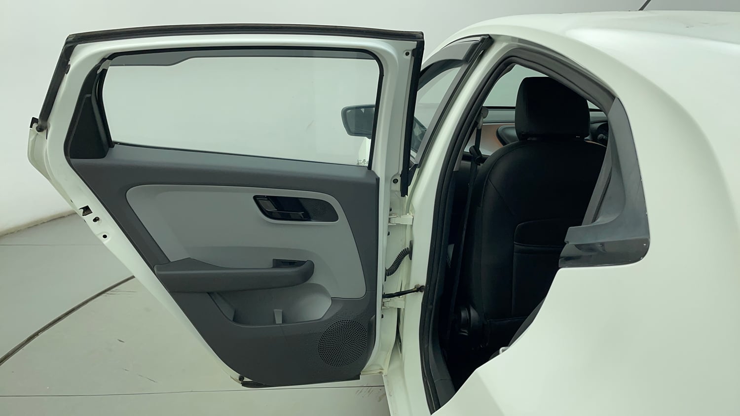 Used 2020 Tata Altroz XT Petrol Petrol Manual interior LEFT REAR DOOR OPEN VIEW