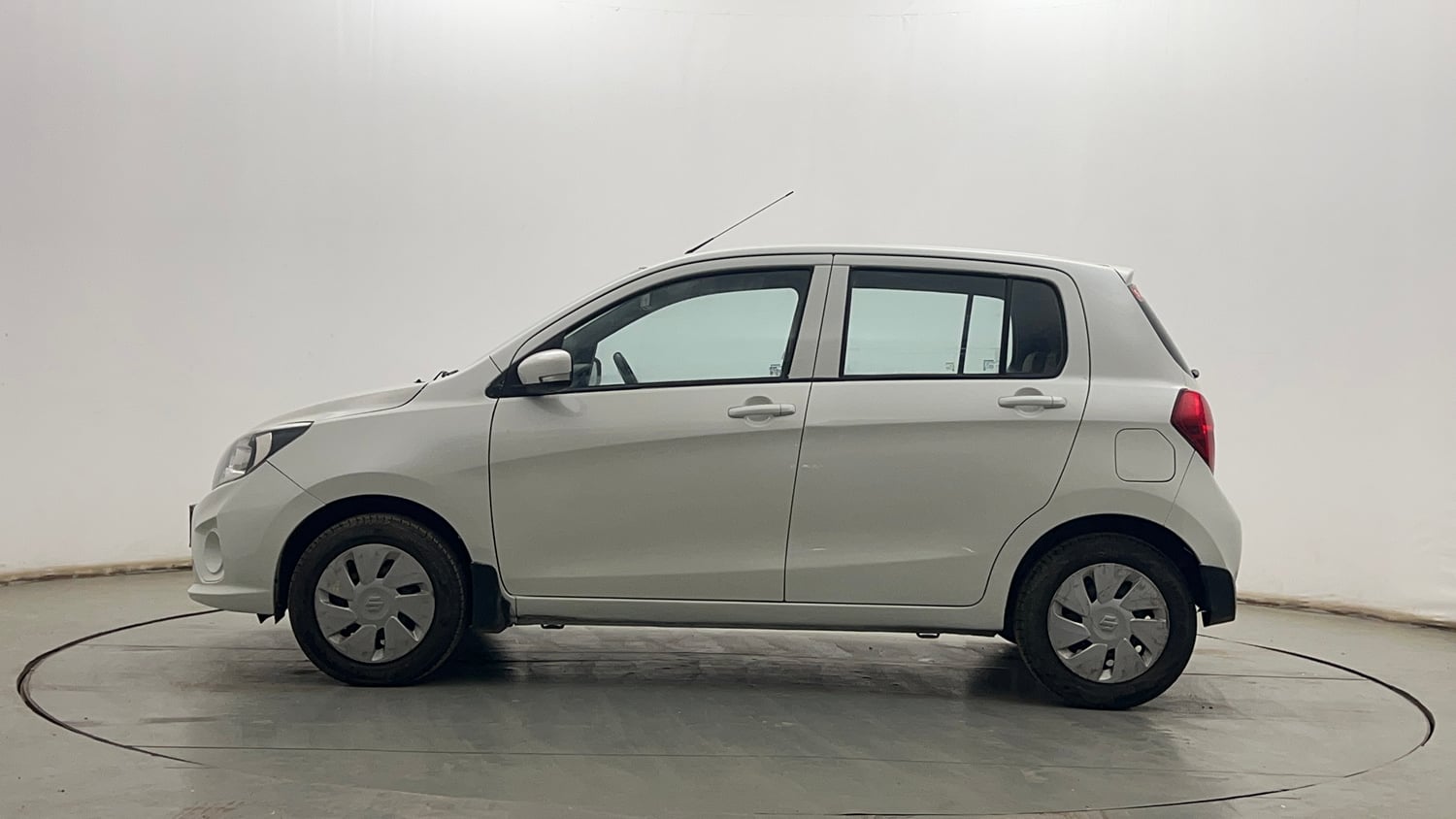 Used 2019 Maruti Suzuki Celerio ZXi Petrol Manual exterior LEFT SIDE VIEW
