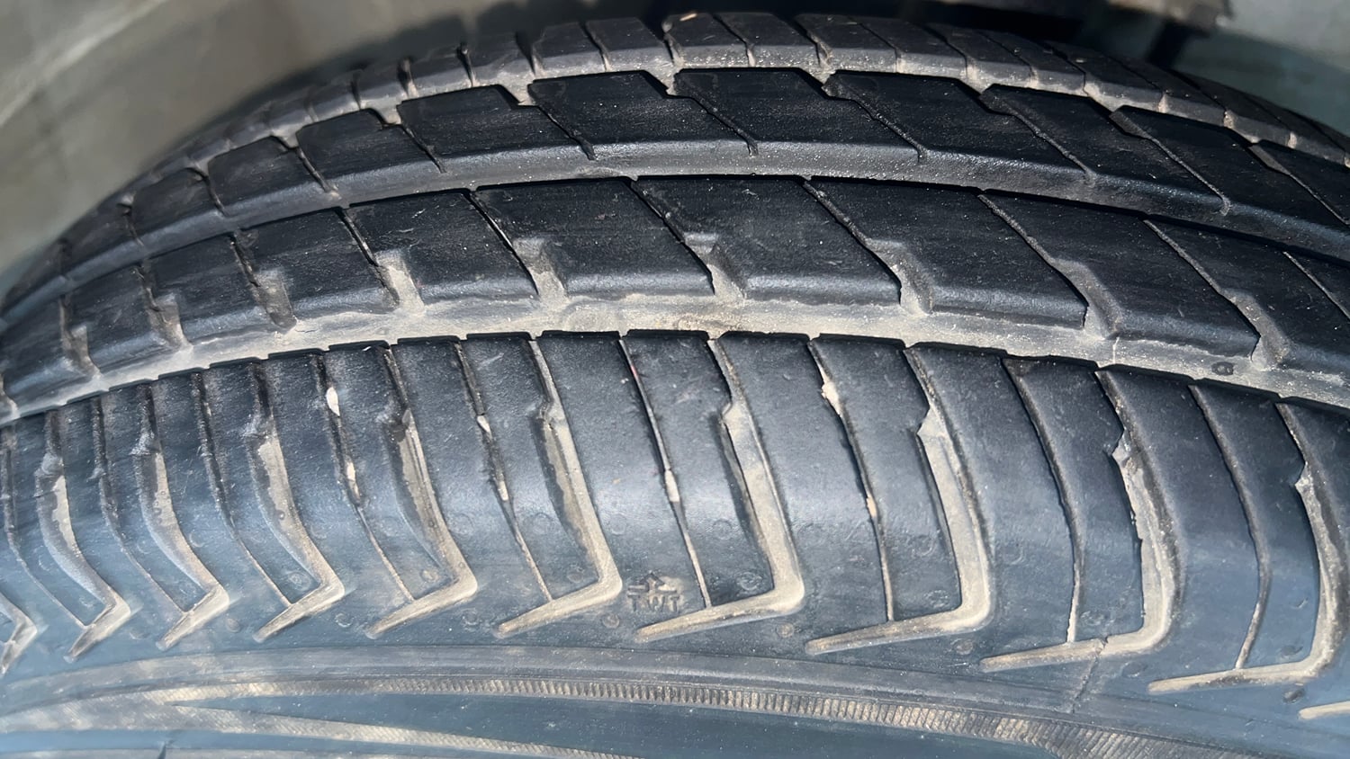 Used 2025 Maruti Suzuki Alto K10 VXi Plus (O) Petrol Manual tyres RIGHT FRONT TYRE TREAD VIEW