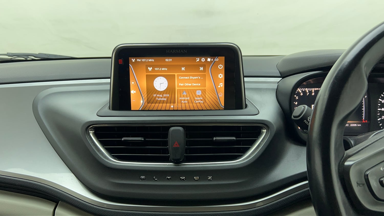 Used 2022 Tata Altroz XZA Plus Petrol Petrol Automatic top_features Integrated (in-dash) music system
