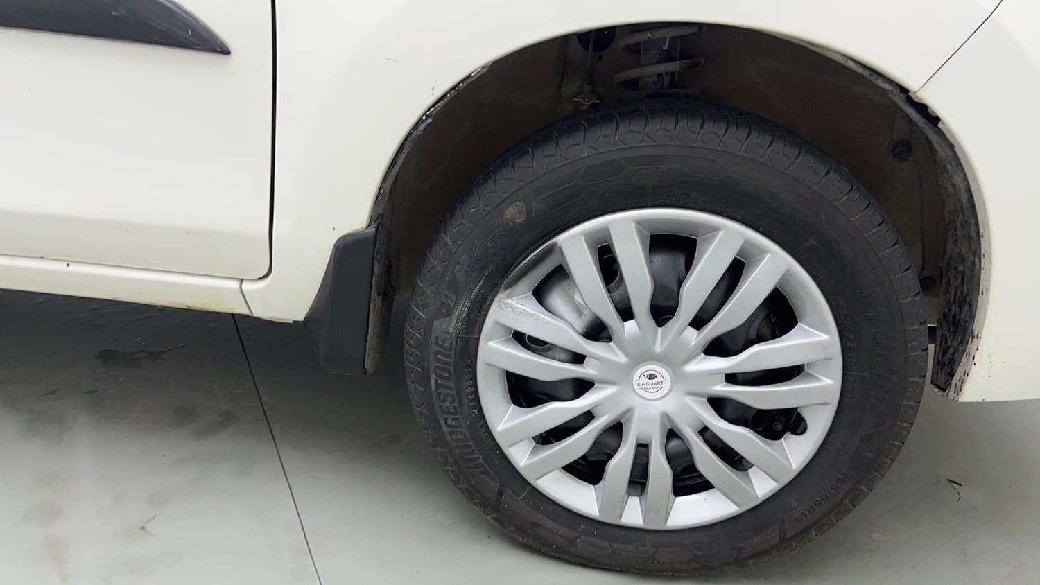 Used 2016 Maruti Suzuki Alto K10 VXi (O) Petrol Manual tyres RIGHT FRONT TYRE RIM VIEW