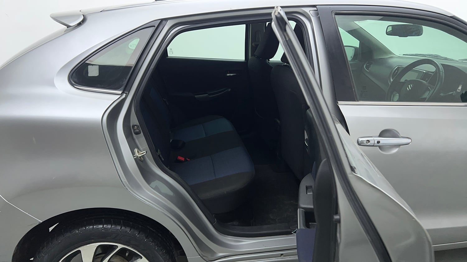 Used 2019 Maruti Suzuki Baleno Alpha Petrol Manual interior RIGHT SIDE REAR DOOR CABIN VIEW