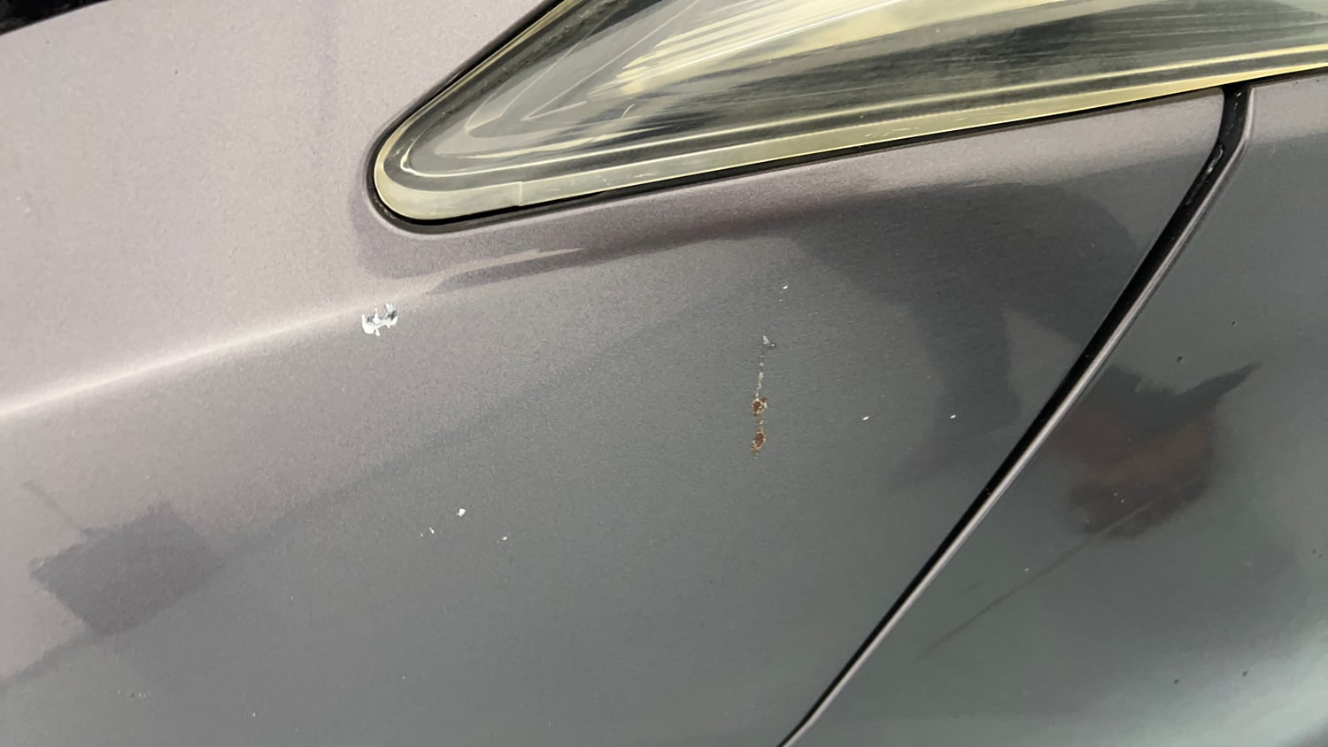Used 2018 Honda City V Petrol Petrol Manual dents MINOR SCRATCH