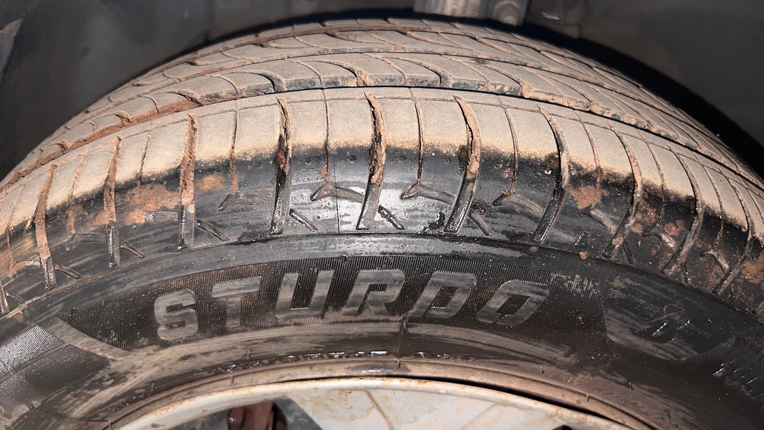 Used 2018 Ford EcoSport Trend 1.5L TDCi Diesel Manual tyres LEFT FRONT TYRE TREAD VIEW