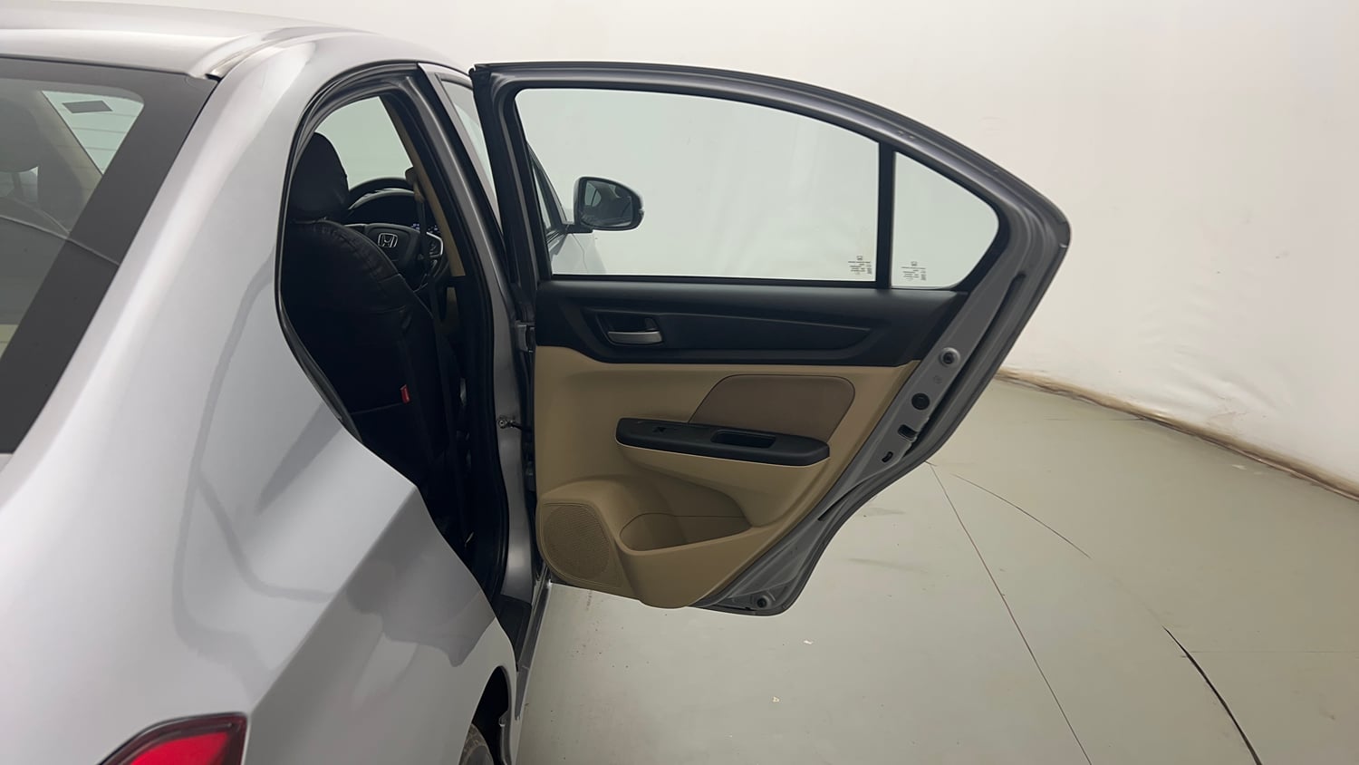 Used 2022 Honda Amaze VX MT 1.2 Petrol Petrol Manual interior RIGHT REAR DOOR OPEN VIEW