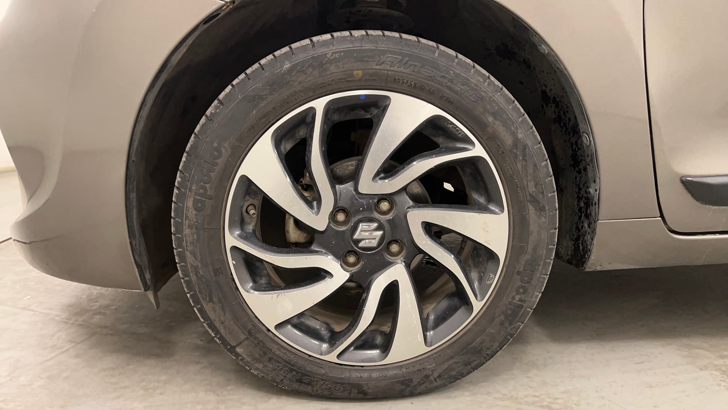 Used 2019 Maruti Suzuki Baleno Zeta Automatic Petrol Automatic tyres LEFT FRONT TYRE RIM VIEW