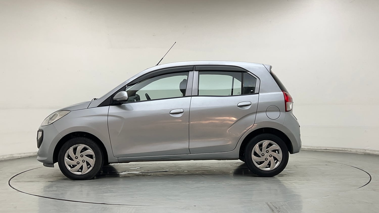 Used 2021 Hyundai Santro Sportz Petrol Manual exterior LEFT SIDE VIEW