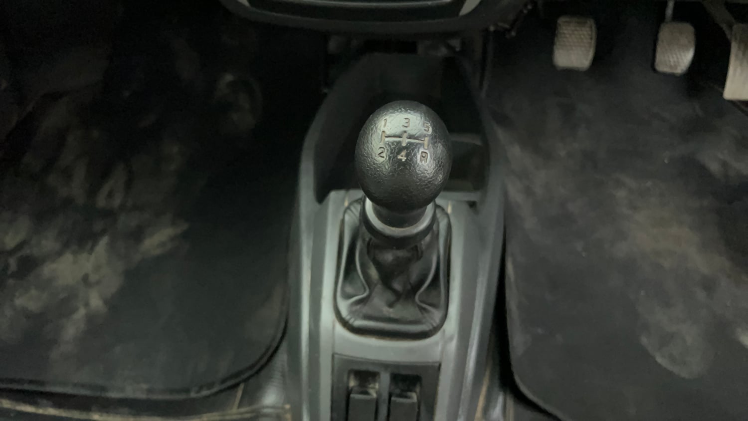 Used 2018 Maruti Suzuki Alto 800 LXi Petrol Manual interior GEAR  KNOB VIEW
