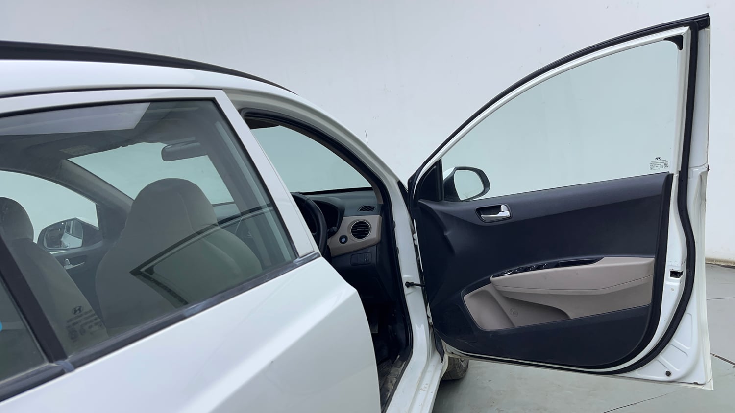 Used 2015 Hyundai Grand i10 Asta 1.1 CRDi Diesel Manual interior RIGHT FRONT DOOR OPEN VIEW