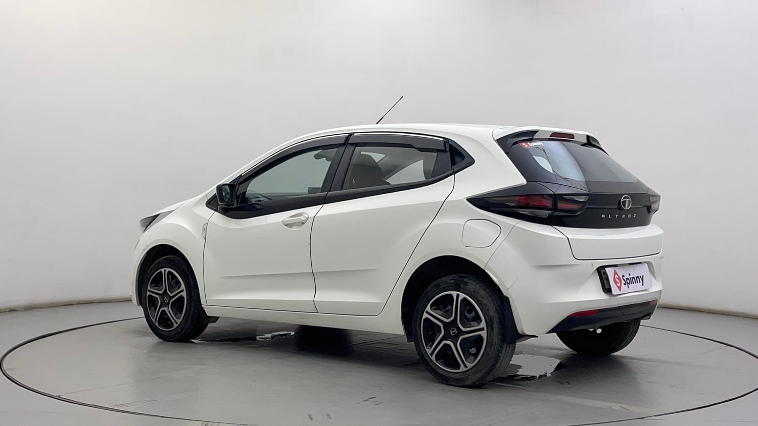 Used 2020 Tata Altroz XT Petrol Petrol Manual exterior LEFT REAR CORNER VIEW