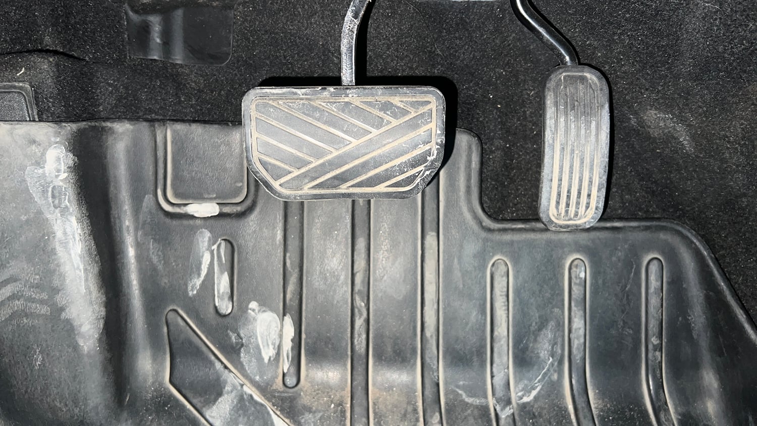 Used 2023 Maruti Suzuki Grand Vitara Zeta Plus Intelligent Hybrid eCVT Hybrid Automatic interior PEDALS VIEW