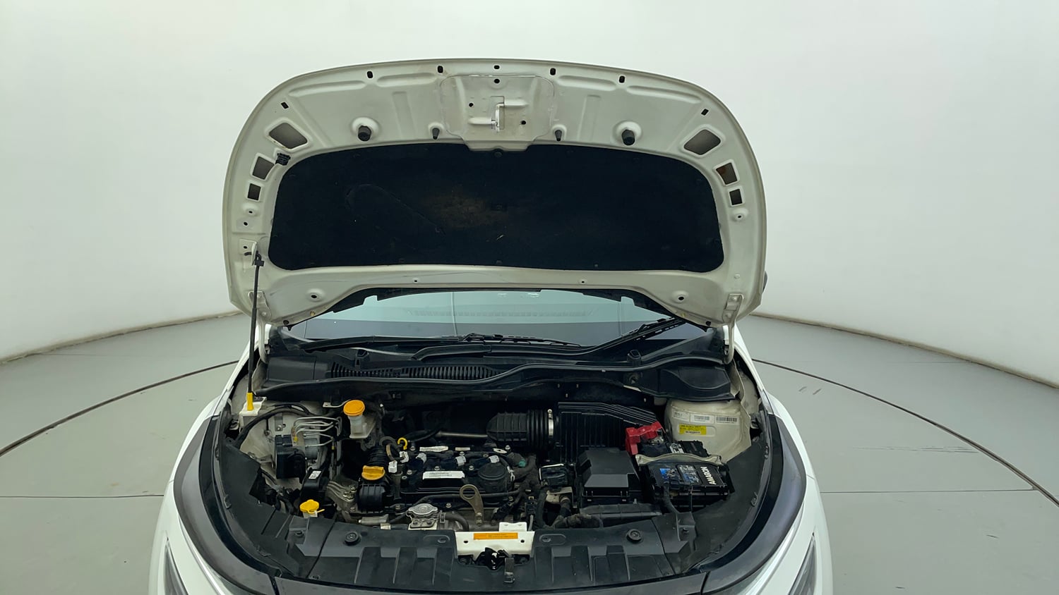 Used 2020 Tata Altroz XT Petrol Petrol Manual engine ENGINE & BONNET OPEN FRONT VIEW