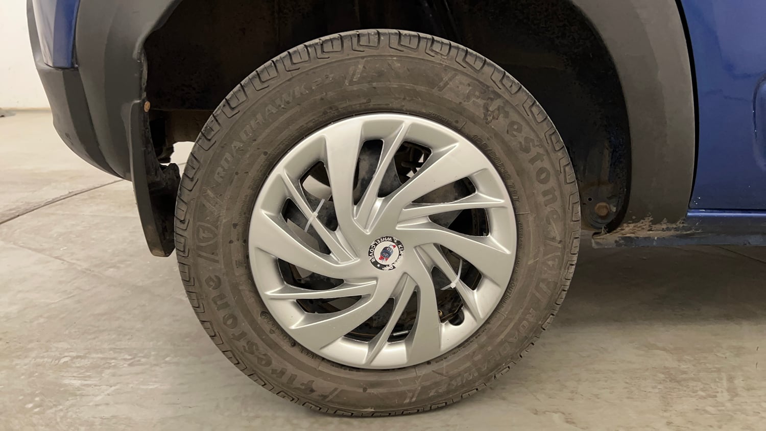 Used 2018 Renault Kwid CLIMBER 1.0 Petrol Manual tyres RIGHT REAR TYRE RIM VIEW