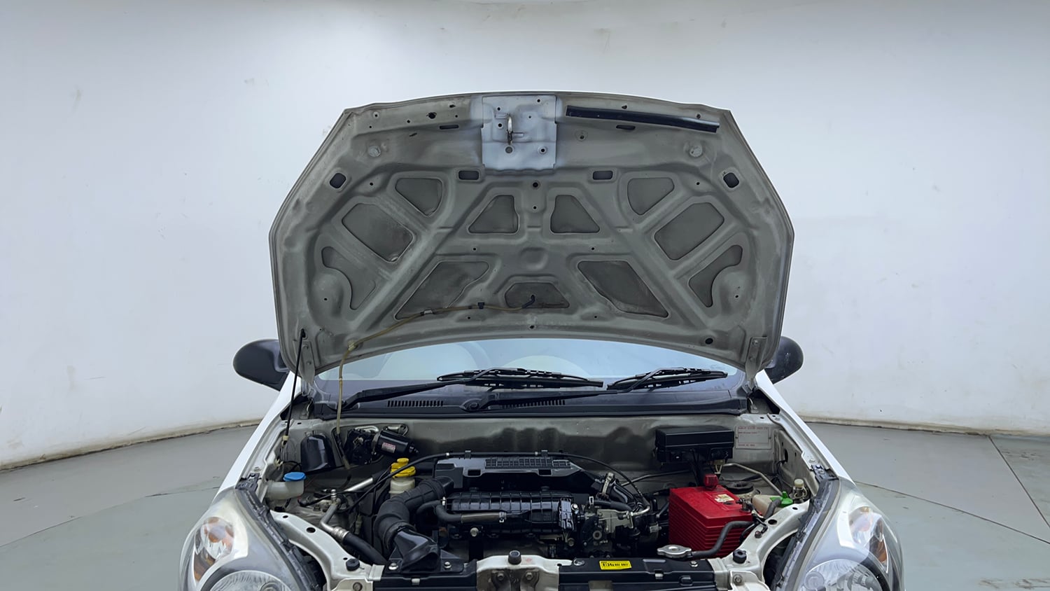 Used 2013 Maruti Suzuki Alto 800 Lxi Petrol Manual engine ENGINE & BONNET OPEN FRONT VIEW