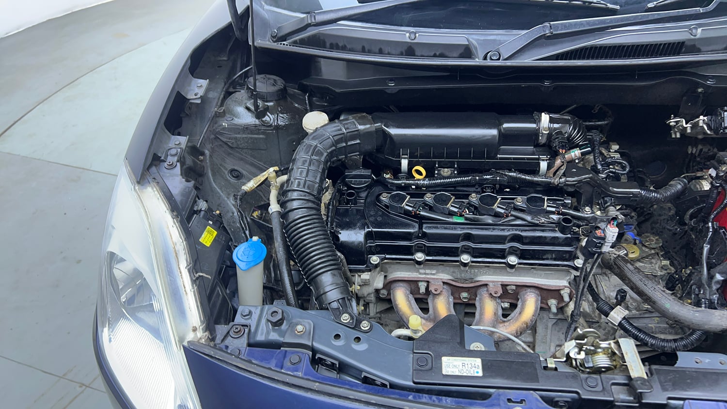 Used 2019 Maruti Suzuki Swift VXi Petrol Manual engine ENGINE RIGHT SIDE VIEW