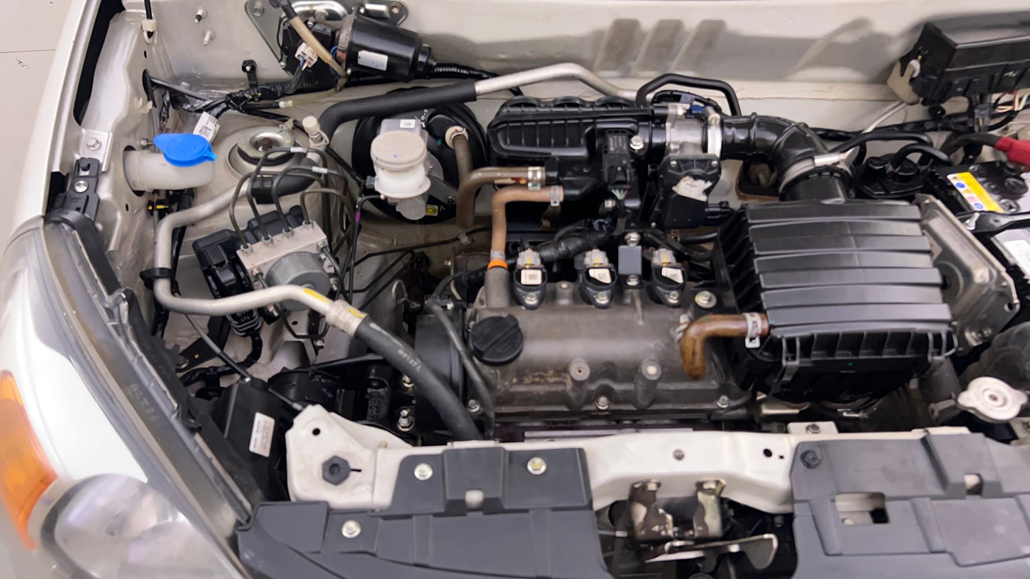 Used 2023 Maruti Suzuki Alto 800 VXi Petrol Manual engine ENGINE RIGHT SIDE VIEW