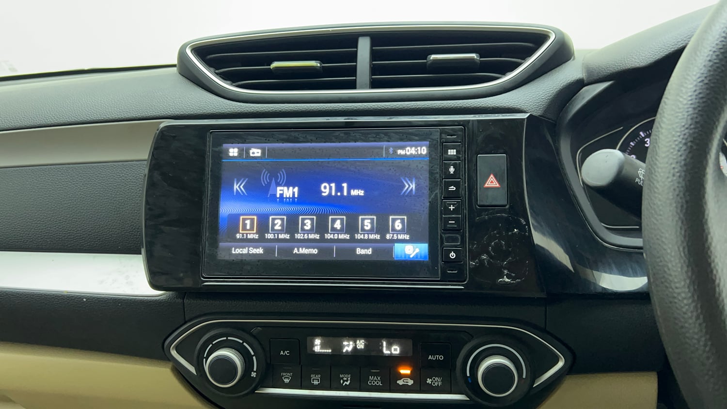 Used 2023 Honda Amaze VX 1.2 Petrol CVT Petrol Automatic top_features Touch screen infotainment system