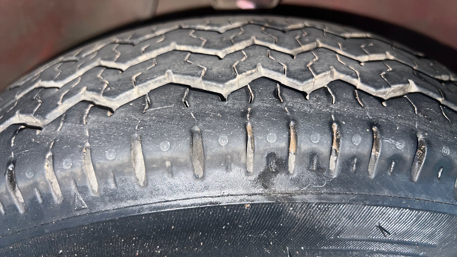 Used 2013 Maruti Suzuki Alto 800 Lx Petrol Manual tyres RIGHT FRONT TYRE TREAD VIEW