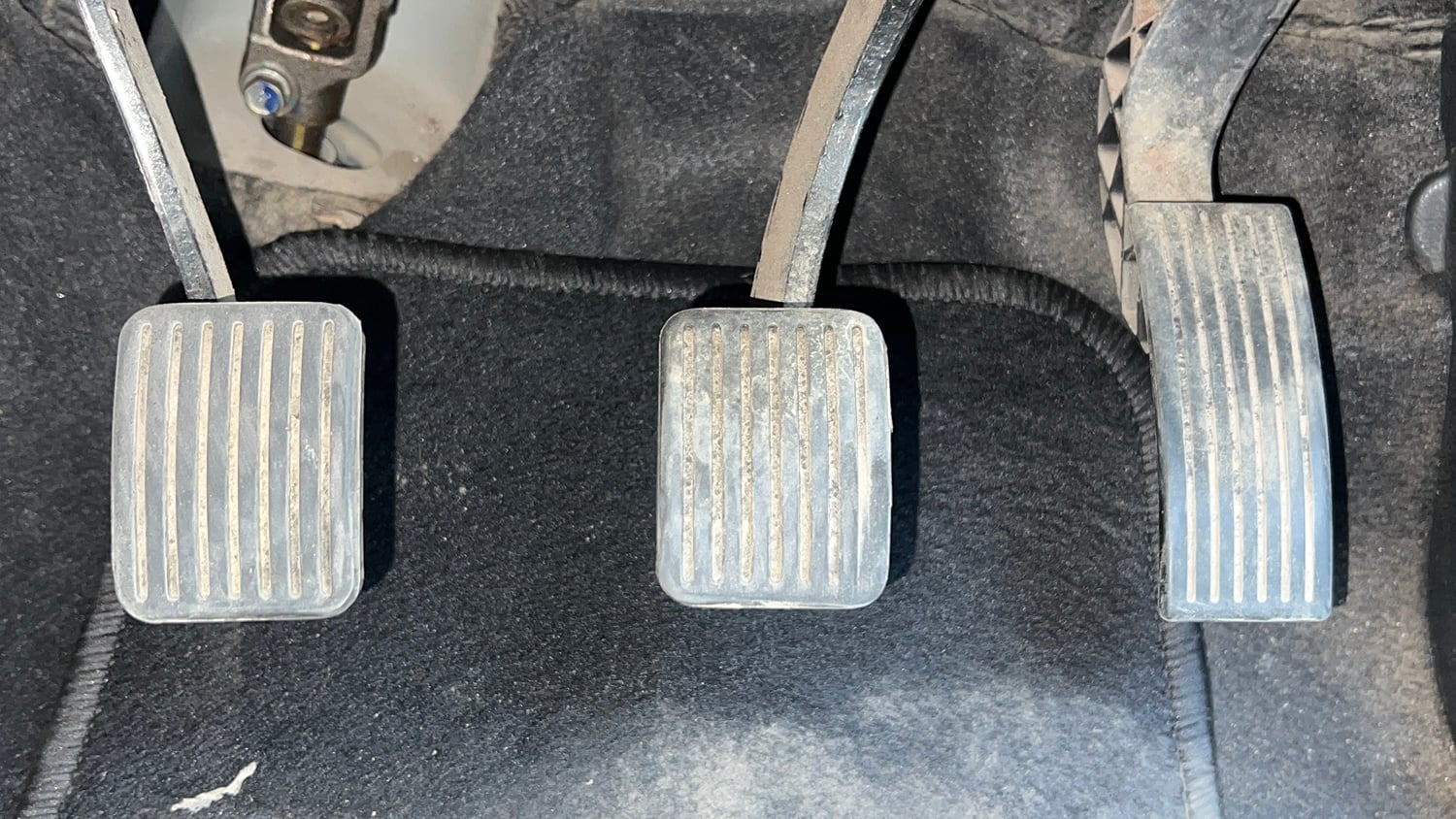Used 2018 Hyundai Grand i10 Magna 1.2 Kappa VTVT Petrol Manual interior PEDALS VIEW