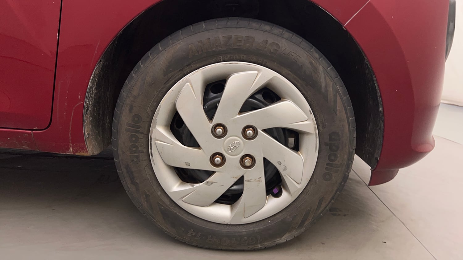Used 2019 Hyundai Santro Sportz Petrol Manual tyres RIGHT FRONT TYRE RIM VIEW