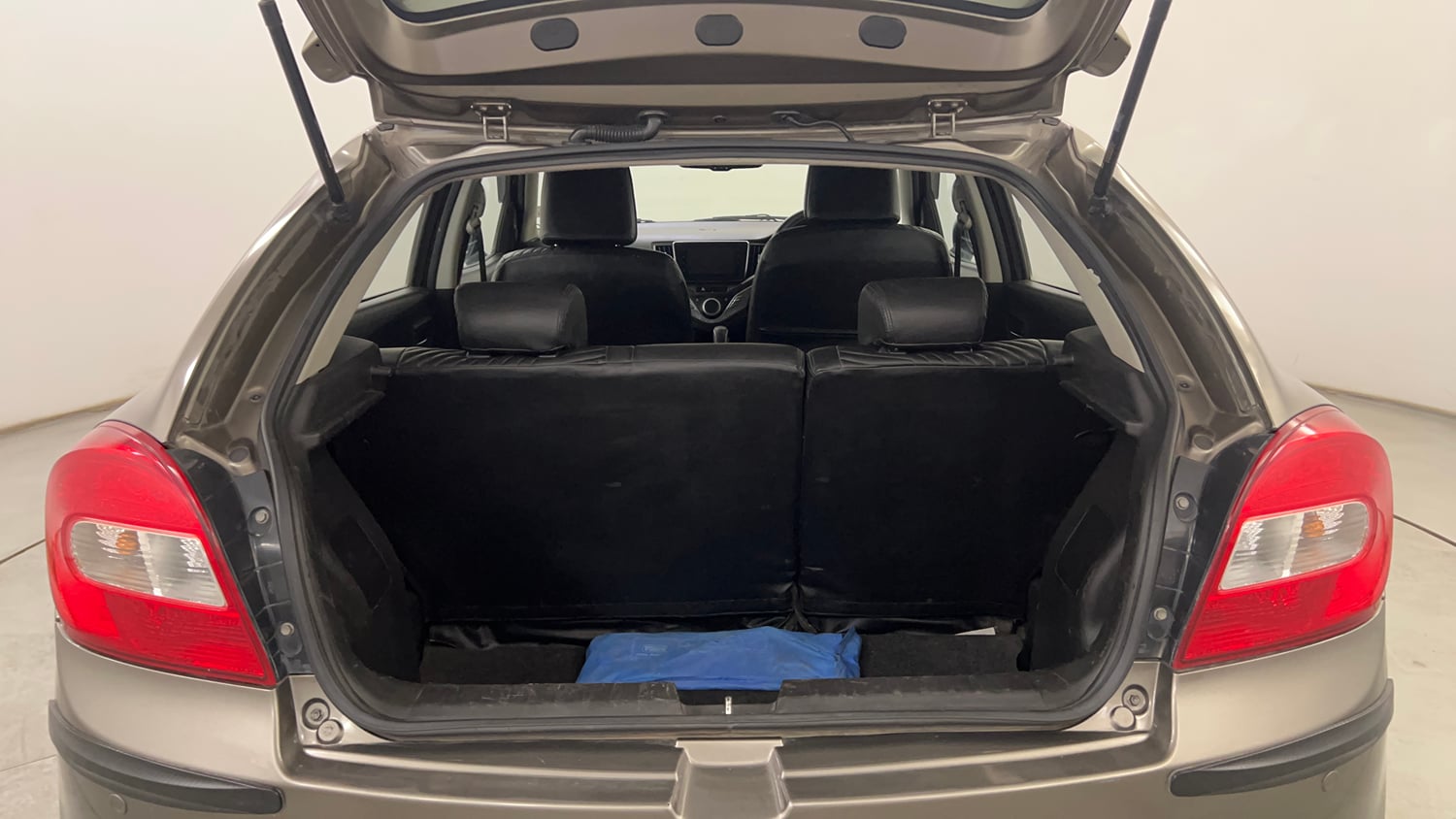 Used 2019 Maruti Suzuki Baleno Zeta Automatic Petrol Automatic interior DICKY INSIDE VIEW